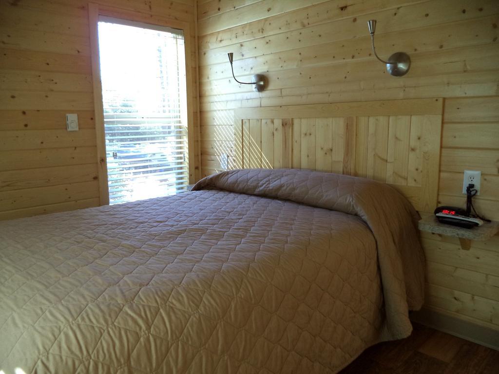 Palm Springs Camping Resort Cabin 3 Palm Desert Buitenkant foto