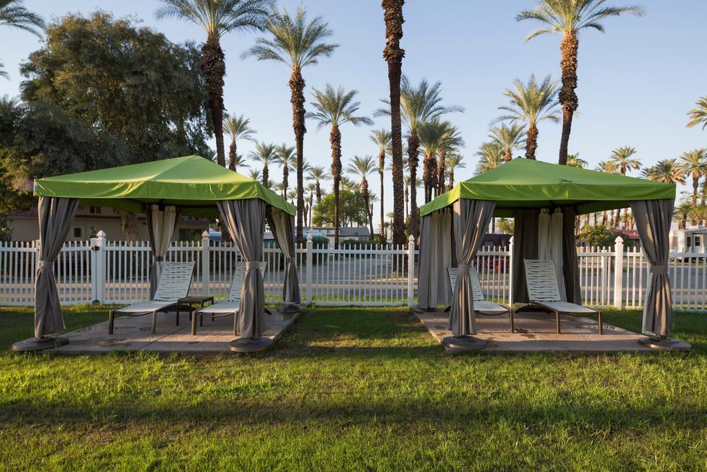 Palm Springs Camping Resort Cabin 3 Palm Desert Buitenkant foto